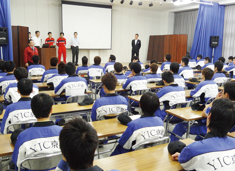 職業実践授業「メーカー主催の技術講習会」