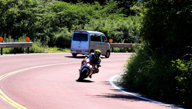 レース業界でもライダーの安全を確保するのはエンジニアであるバイク整備士（オートバイ整備士）の仕事。～二輪二級自動車整備士の資格を目指せ！～