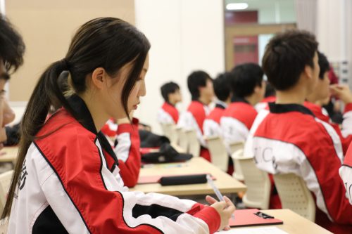 京都で学ぶ自動車整備の専門学校