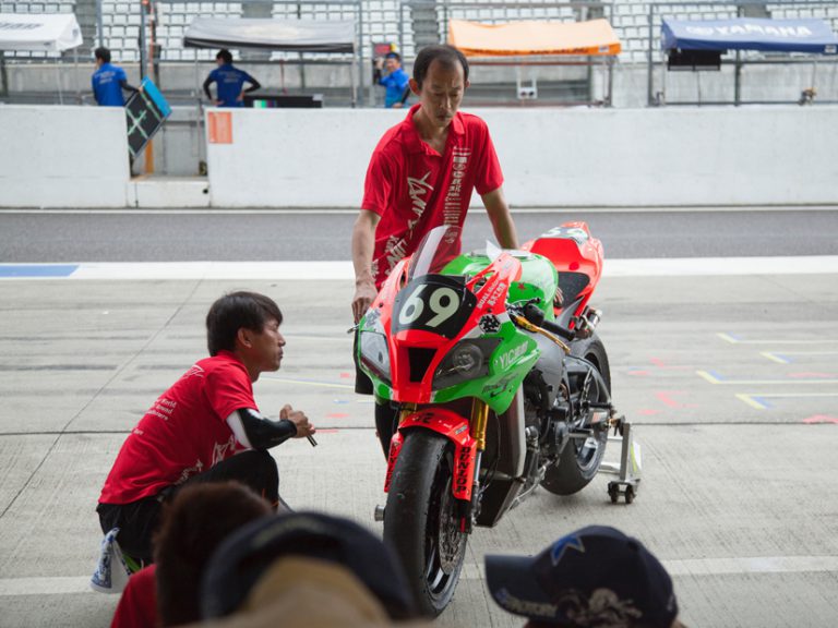 YIC京都鈴鹿8耐2017当日の様子02